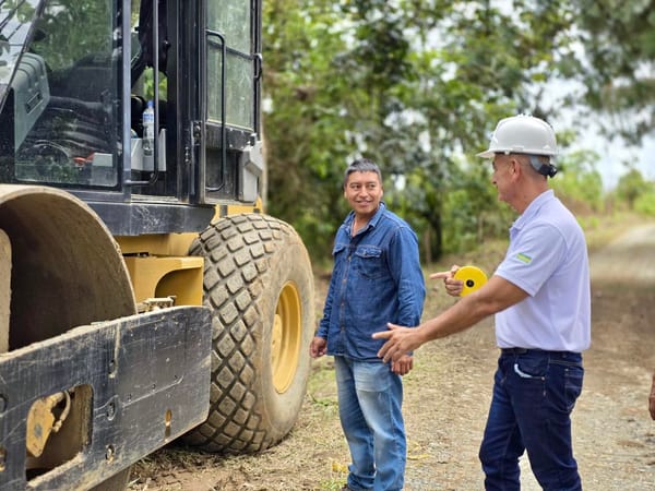 Avanza proyecto vial en zona rural de Popayán con nueva placa huella en la vereda Figueroa