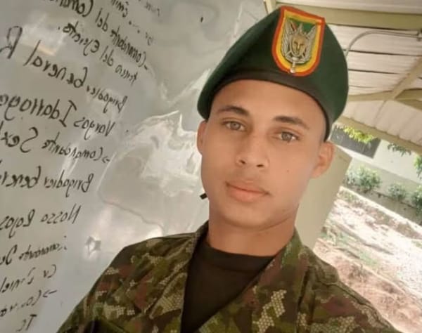 Alejandro Ramírez, víctima en el accidente del avión Hércules, se iba a casar este jueves