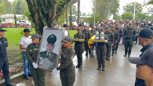 Así fue el último adiós al patrullero Juan David Grande en Timbío, Cauca