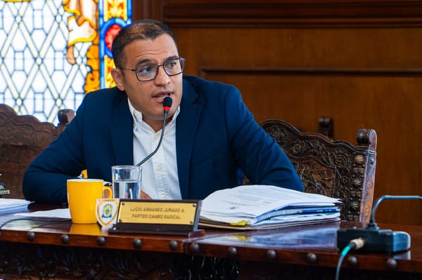 ​"Es un incumplimiento evidente": Lucio Jurado pone contra las cuerdas a la Alcaldía por el descalabro en Los Próceres