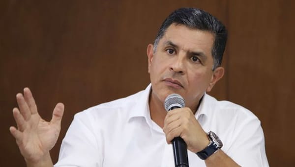 Presidente Gustavo Petro nombró al médico Jorge Iván Ospina como nuevo interventor de la Nueva EPS