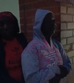 Adultos mayores deben estar a las 3:00 a.m. y bajo la lluvia para tener citas médicas en el hospital de Puerto Tejada,  Cauca