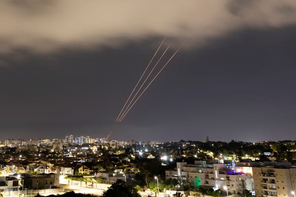 Irán responde con lanzamiento de misiles contra Israel y agrava la crisis en Medio Oriente