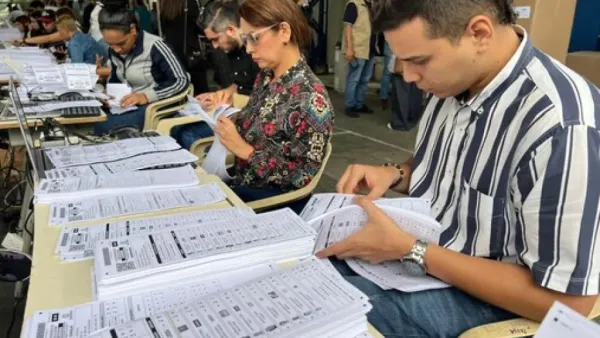 Concluyen los escrutinios nacionales de la segunda vuelta: el CNE prepara la declaratoria oficial