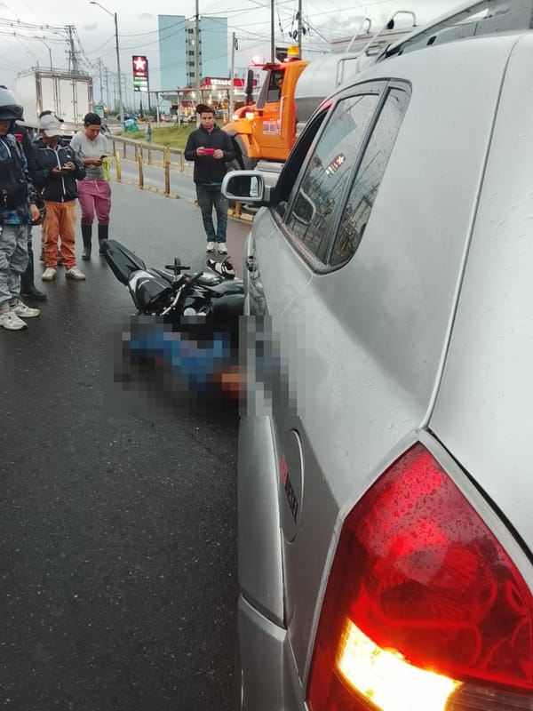Motociclista murió en la Variante Norte de Popayán y demoras en la inspección judicial generan indignación