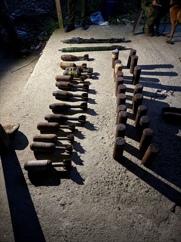 Operativo en el Micay deja al descubierto red logística de las disidencias: hallan explosivos, drones y armamento