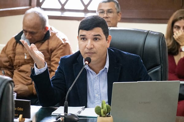 Diputado Camilo Bautista alerta sobre crisis educativa en el Cauca: más de 8.000 estudiantes desertaron en 2025