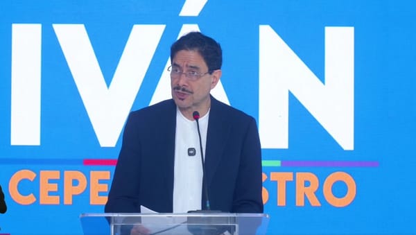 Iván Cepeda reconoce la victoria de Abelardo de la Espriella y acepta los resultados electorales