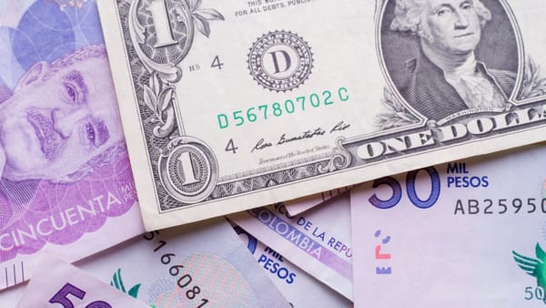 Dólar se desploma tras las elecciones: cae por debajo de los $3.400 y marca mínimos de más de cinco años