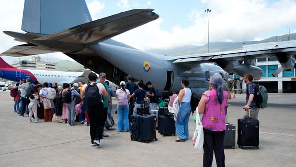 Nuevo vuelo humanitario trae a 47 colombianos desde Venezuela; ya son 92 los connacionales repatriados