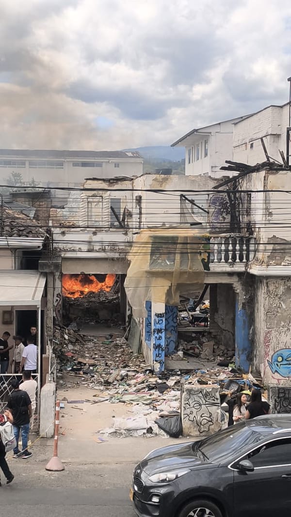 Vecinos del barrio Valencia de Popayán denuncian abandono de vivienda que hoy es foco de inseguridad y contaminación