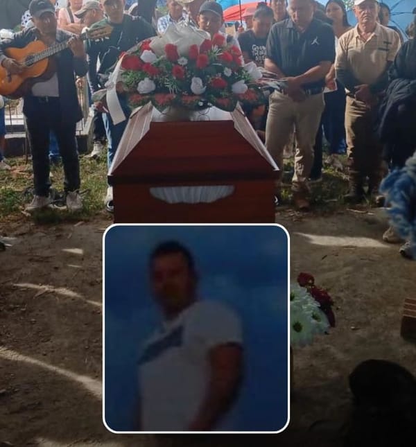 Con un acto religioso sepultaron a comerciante asesinado en una vía rural de La Vega, Cauca