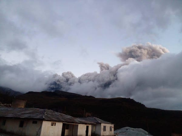 Popayán: un día marcado por la caída de ceniza desde el volcán Puracé