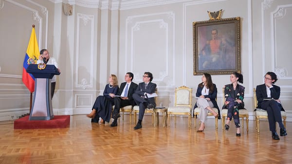 El Estado reconocerá su responsabilidad internacional y ofrecerá perdón a Hollman Morris y su familia por la persecución ilegal del DAS