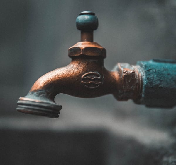 Comunidades del sur del Cauca advierten posible cierre de la vía Panamericana por crisis de agua potable