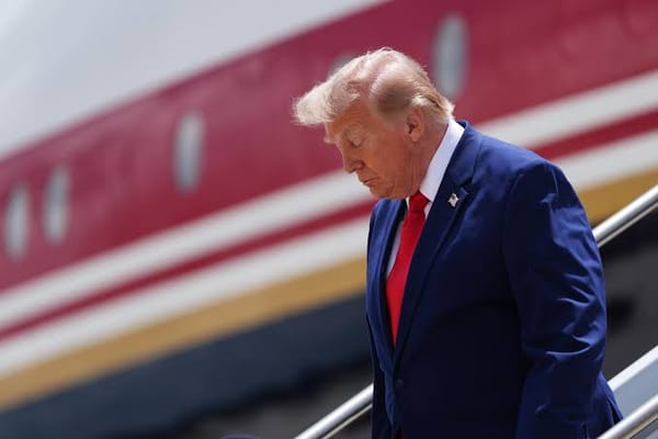 Irán niega negociaciones con Estados Unidos y desmiente afirmaciones de Donald Trump
