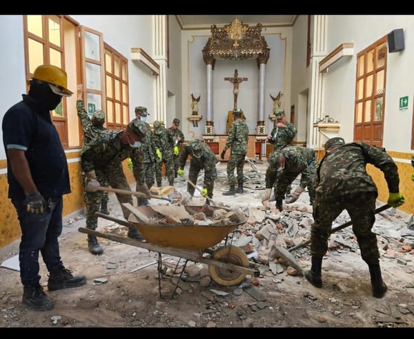 Ejército Nacional remueve más de una tonelada de escombros en el Hogar San Vicente de Paul de Popayán