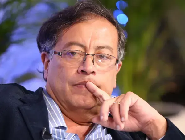 Presidente Gustavo Petro propone un “diálogo entre civilizaciones” para evitar invasión y misiles contra Cuba