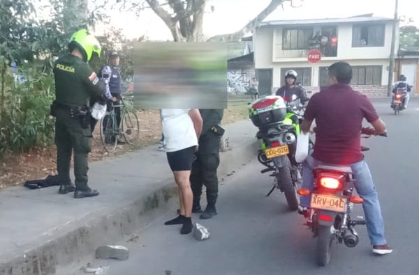 Presunto delincuente es capturado por la comunidad tras ser sorprendido posiblemente robando por el sector de Santa Inés de Popayán