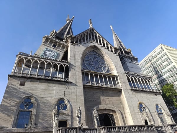 Impactantes imágenes: así quedó la Catedral de Manizales tras el terremoto de 7.4