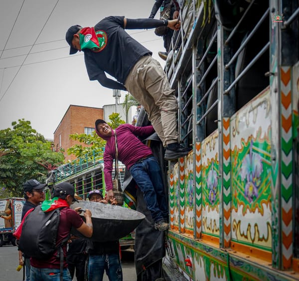 Cauca: indígenas llevan comida a las familias del Chocó afectadas por el terremoto