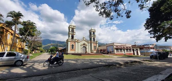 Habitantes de Miranda, Cauca reportaron intensa balacera y el sobrevuelo de un dron en zona rural