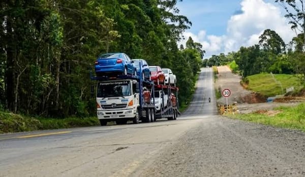 No cesan los asaltos en la vía Panamericana: hombres armados hurtaron dos vehículos en El Patía