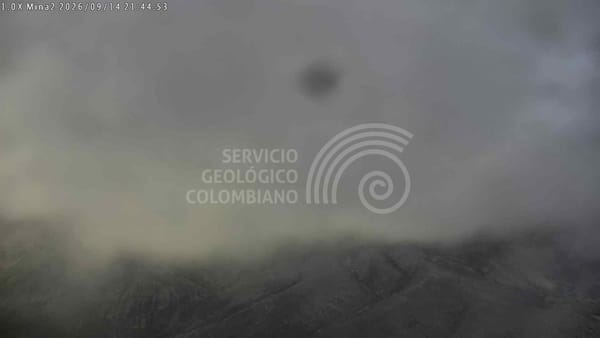 Volcán Puracé mantiene alerta Naranja: SGC reporta sismos, gases y dos emisiones de ceniza