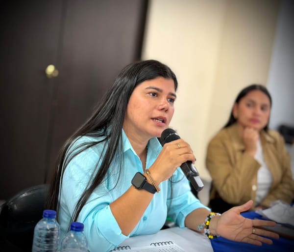 Jóvenes del Cauca participaron en conversatorio sobre prevención del embarazo en la adolescencia