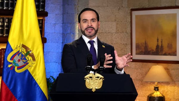 Estatuto antiterrorista y sanciones por bloqueos: los anuncios de De la Espriella antes de las marchas de mañana