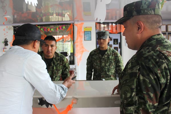 40 jóvenes indígenas de San Sebastián llegaron a Popayán para definir gratis su situación militar